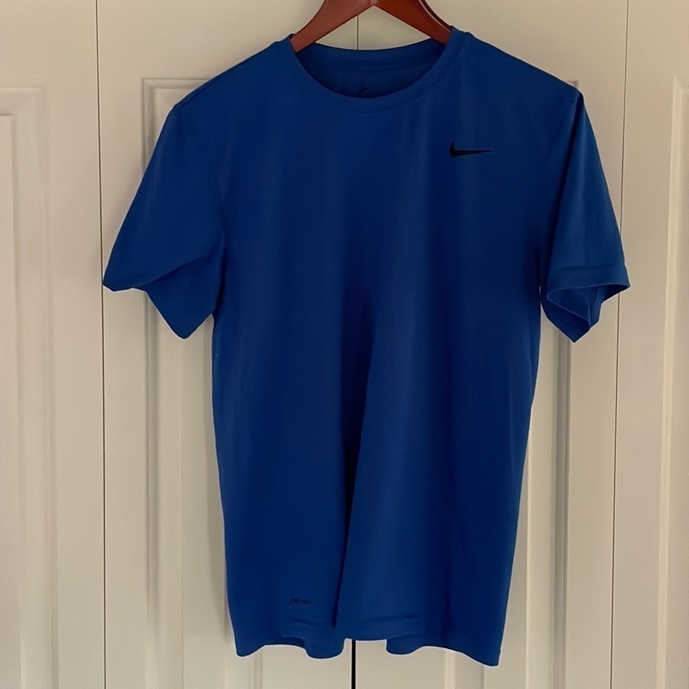 Nike Men Solid Blue Dri-Fit Short Sleeve Crew Neck T-Shirt M